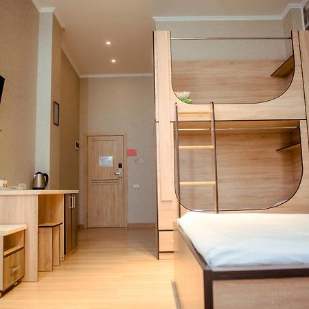 Nicehostel Aktobe Exterior foto