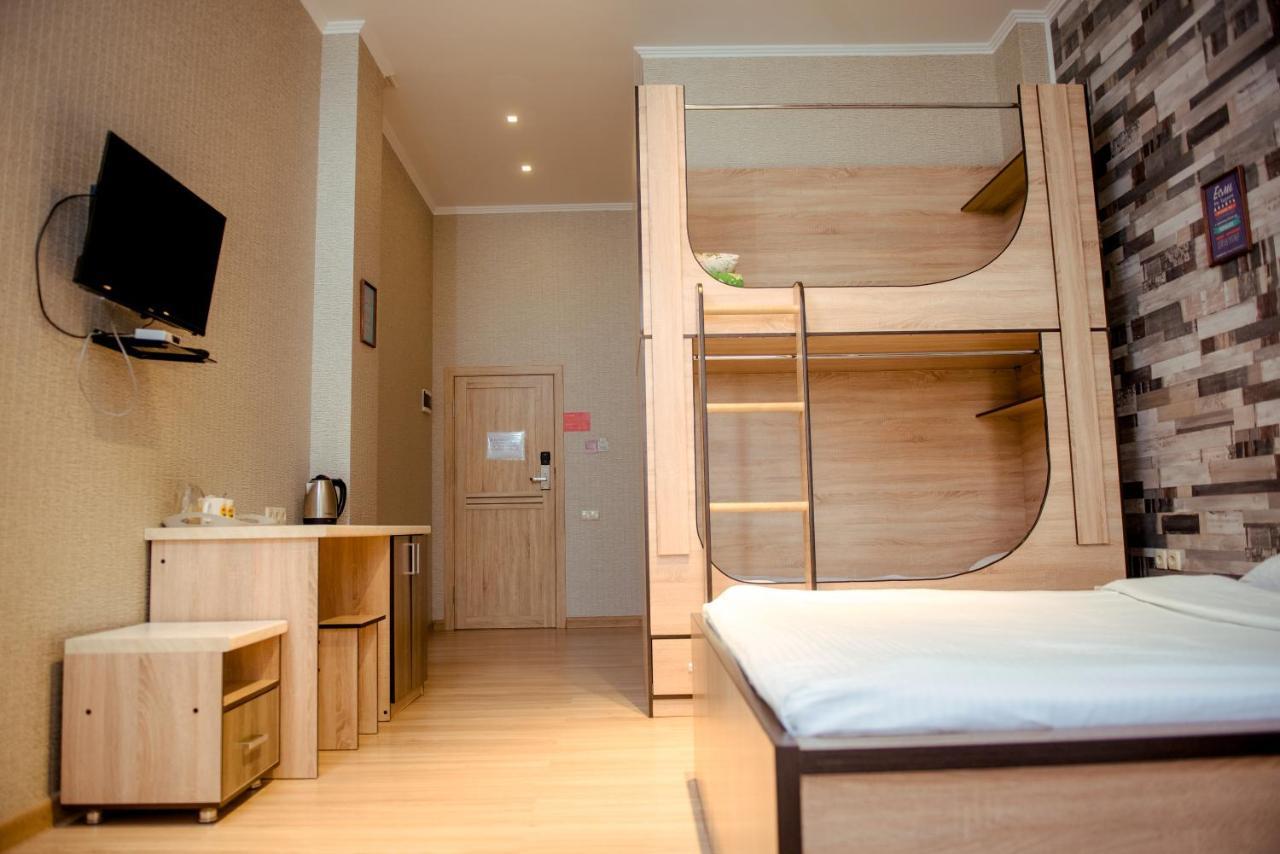 Nicehostel Aktobe Exterior foto